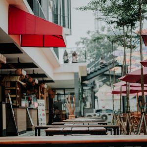 caca-alfian-qxHTMzFsnAU-unsplash